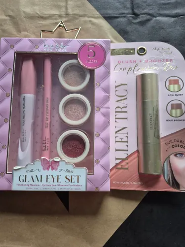 Makeup importada dos USA