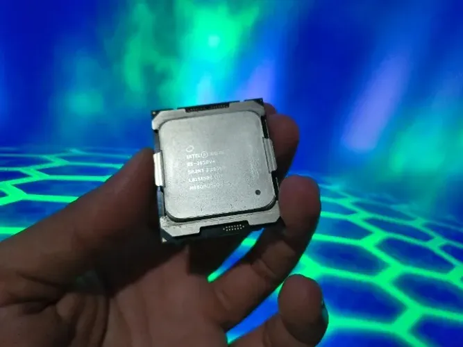 Xeon E5 2690V4 X99
