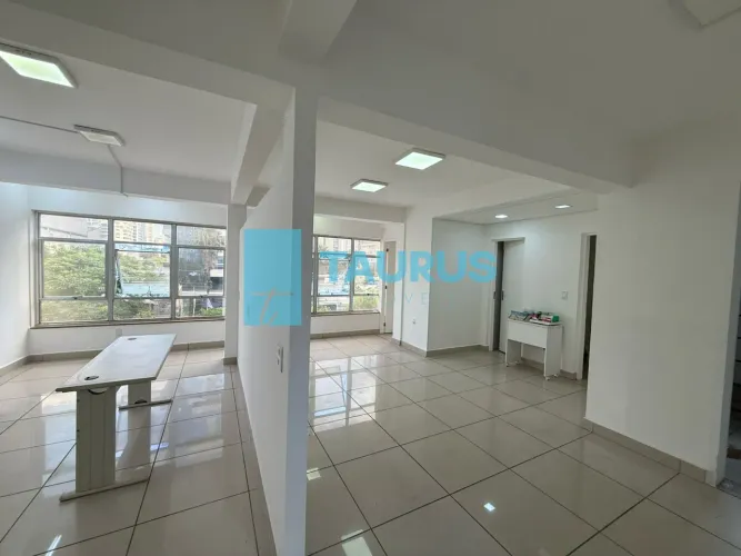 Sala comercial para locação, 68m², Vila Nova Conceiçao.