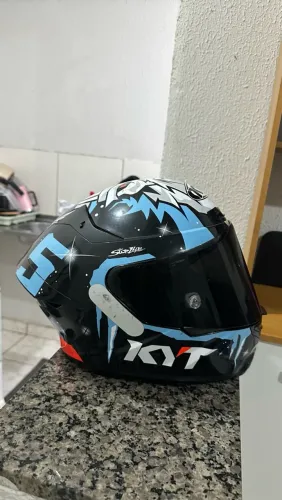 Capacete KYT