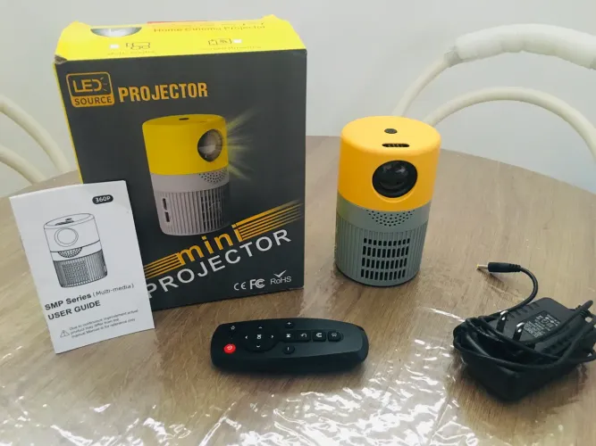 Mini Projetor