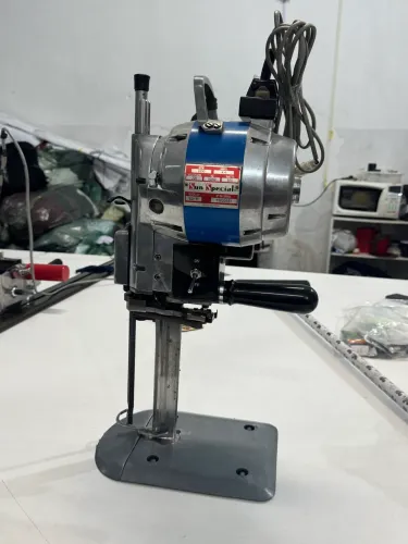 Máquina de Cortar Tecido Vertical Sun Special SSH 8" Polegadas - 220V (Industrial)