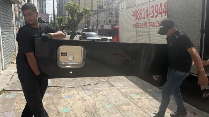 Bancada/Pia Granito Preto 2,44m x 0,80m com Cuba Inox - R$ 1.000