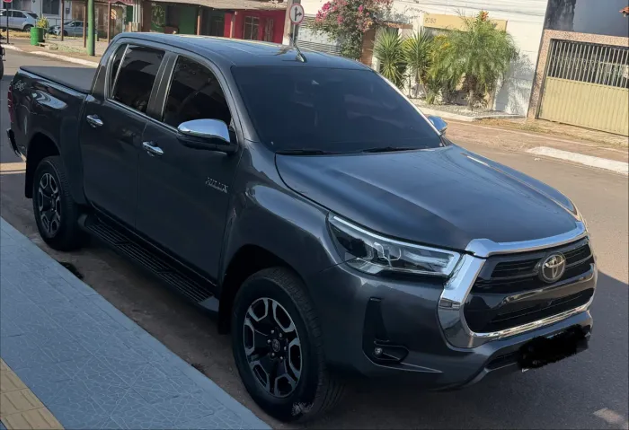 Toyota Hilux CD SRX 4X4 2.8 TDI 16V Diesel Aut. 2024