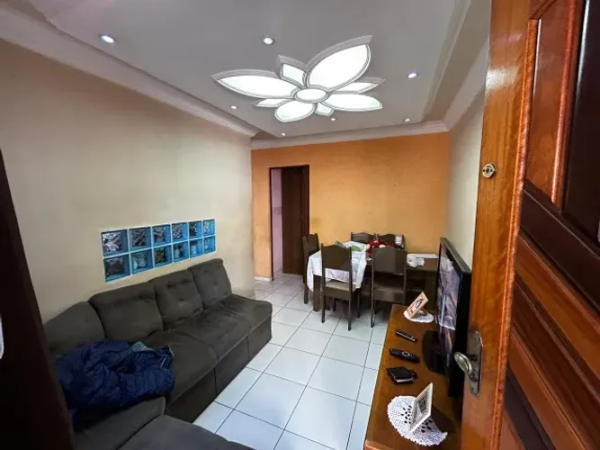Apartamento com 2 dormitórios próximo a estação Antônio Gianetti Neto
