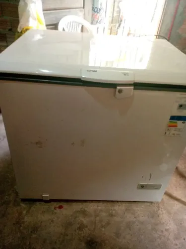 Freezer Consul horizontal de uma porta 300.  litros 