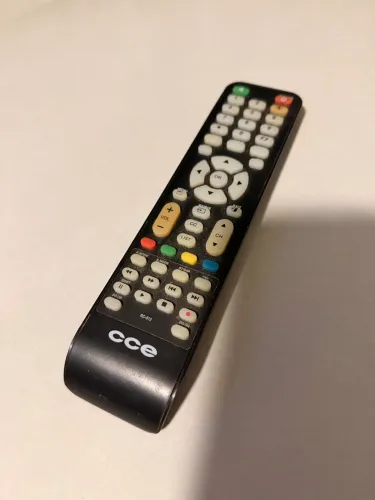 Controle de TV CCE