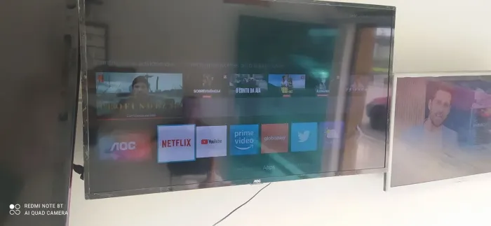 Tv smart 43 polegadas com wi-fi YouTube Net Flix sem defeito
