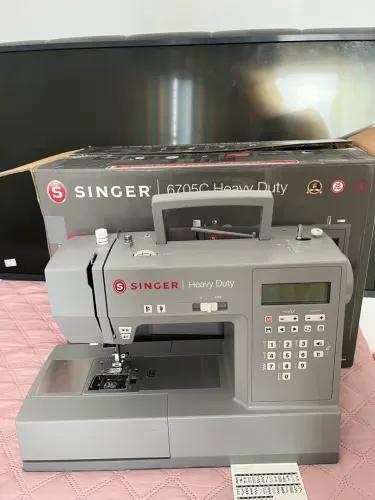 Singer 6705C Heavy Duty