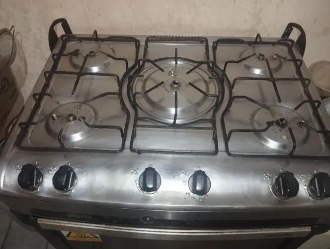 Vendo fogão