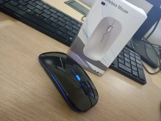 Mouse wireless RGB ótimo