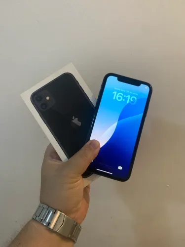 IPhone 11 64gb 81% de bateria 1.000,00
