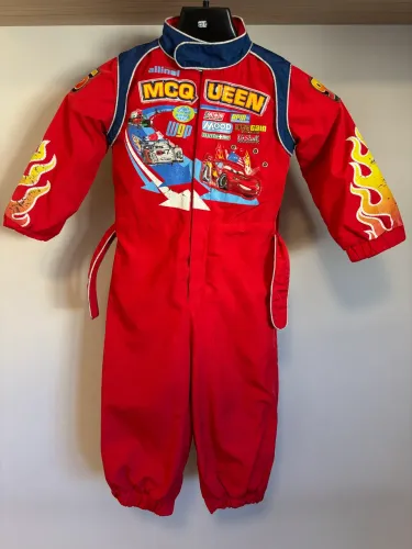 Fantasia Relâmpago McQueen Disney