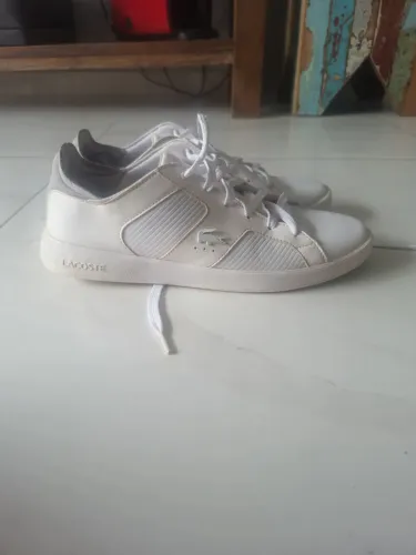 tenis da lacoste de couro