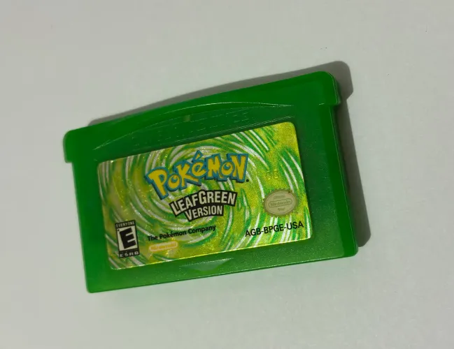 Pokémon Leaf Green Nintendo GBA