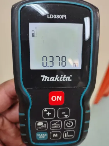 Makita LD080pi Trena Laser 80 metros