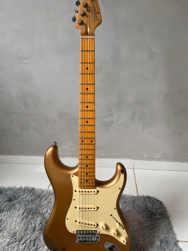 Guitarra Tagima T635 versão limitada 181/200