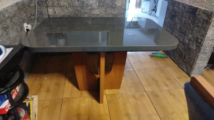 Mesa de jantar 4 lugares
