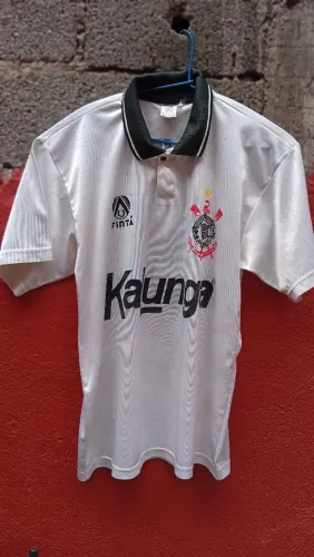 Camisa de futebol Corinthians, não trabalho com OLX play, faço correios Sedex