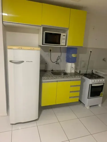 ALUGO APARTAMENTO 1/4 MOBILIADO NO BAIRRO DO FAROL!NO EDF.MARIA CLARA NOBRE!