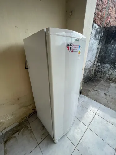 Geladeira Cônsul Degelo Seco 263 Litros