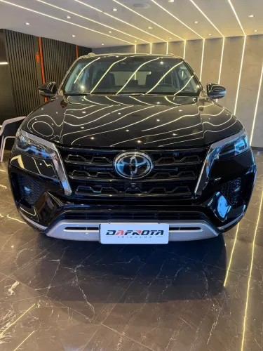 Toyota Hilux SW4 SRX 4X4 2.8 TDI 16V Dies. Aut. 2022