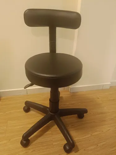 Cadeira Mocho ergonômica usada