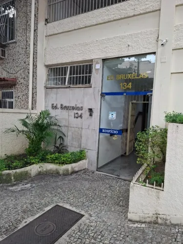 Alugo Sala Comercial em Bonsucesso, 28m2 - Av Bruxelas, Andar Alto, De Frente, Elevadores