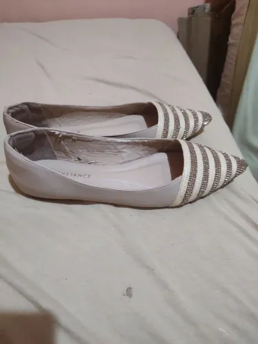 Sapatilha bico fino feminino 