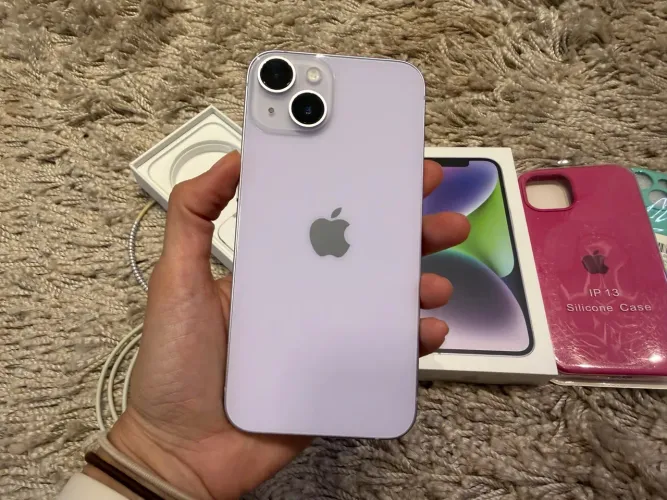 iPhone 14 256GB - semi Novo - muito conservado