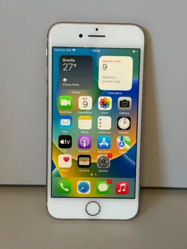 iPhone 8 - 64gb - Dourado (meio rose) - 75% saúde bateria - única dona
