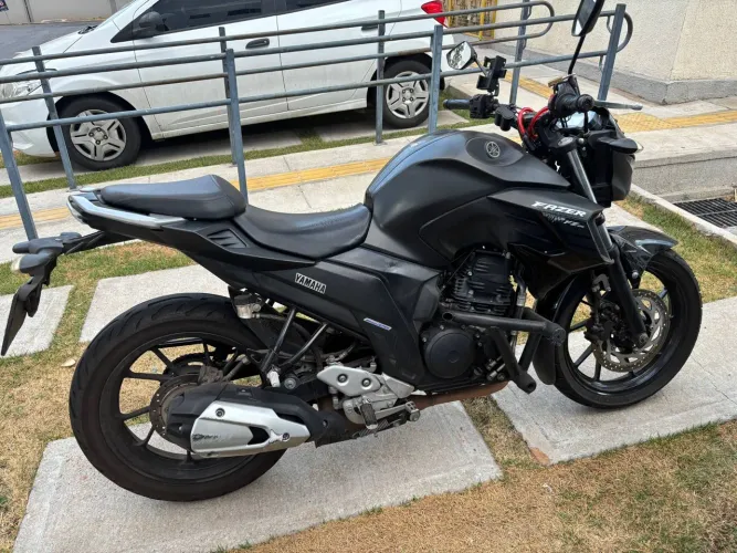 Fazer 250 - FZ25 Preta Yamaha 