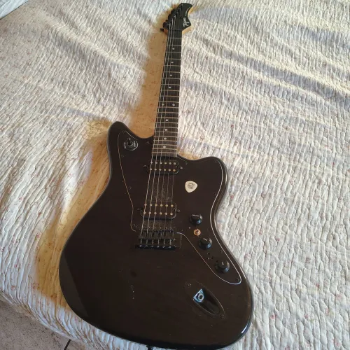 Guitarra Tagima