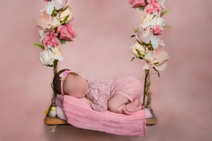 Balanço Cenográfico Newborn em Madeira | Prop Fotográfico