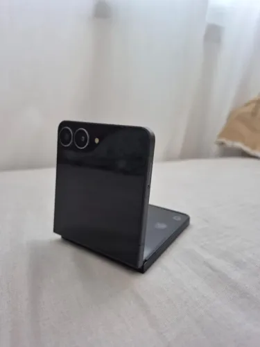 Samsung Z7 FLIP
