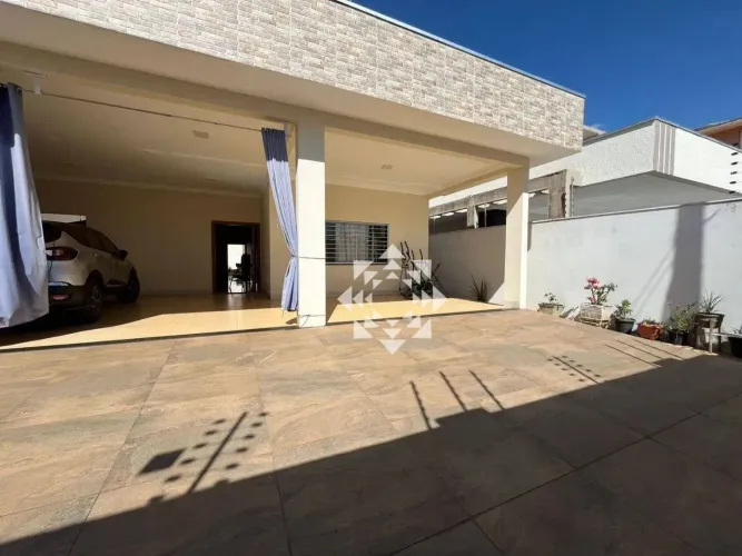 Casa ampla com 4 quartos na 604 Norte (ARSE 61) em Palmas