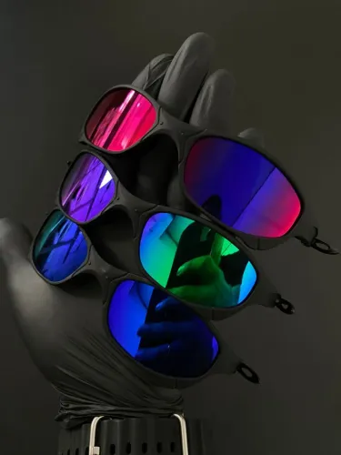 Óculos Juliete Oakley de metal