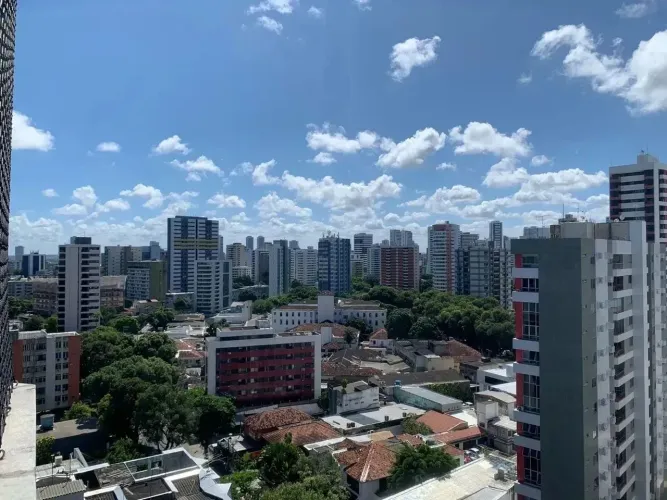 Imóvel para aluguel e venda com 213 metros quadrados com 5 quartos em Espinheiro - Recife 