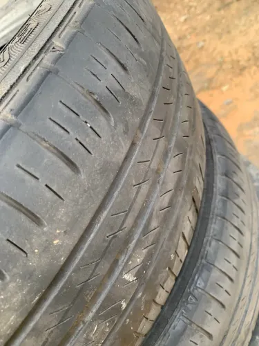 Pneu meia vida, medida 185/55 aro 16