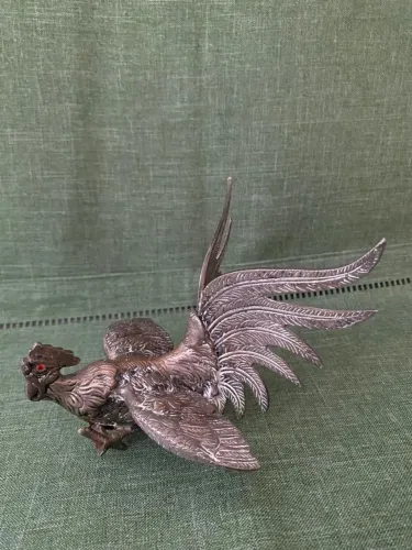 Escultura Galo de briga - metal prateado pesado