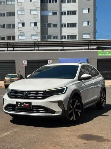 Volkswagen Nivus Highline 1.0 200 TSI Flex AUT 2021