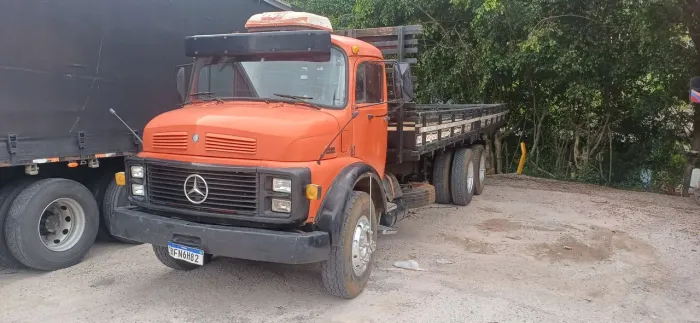 MB1519 TRUCK 8 machas reduzido