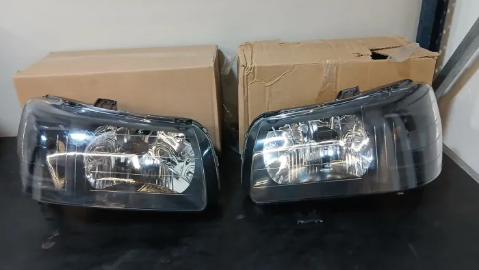 Par Farol Uno O4/13 máscara negra