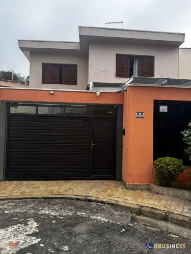 Sobrado 300m² com 3 dormitórios, suíte, sala de jantar,3 vagas, Vila Gilda, Santo André, S