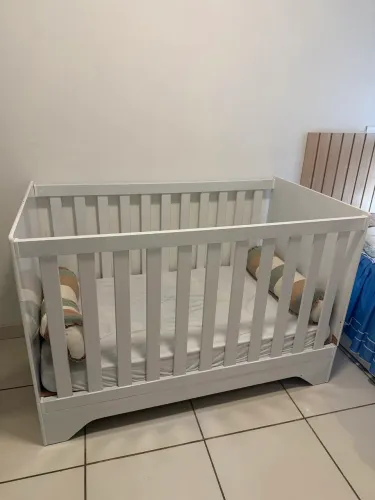 Berço com colchão
