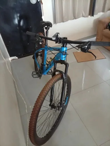 Vendo bicicleta aro 29 com 21 velocidade com nota