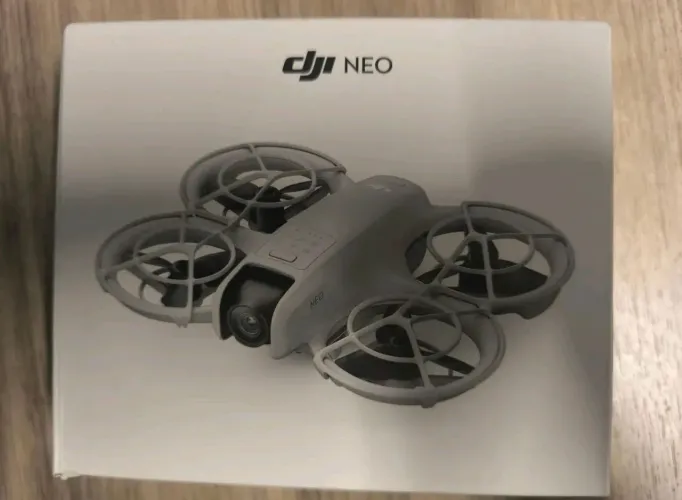 DJI Neo