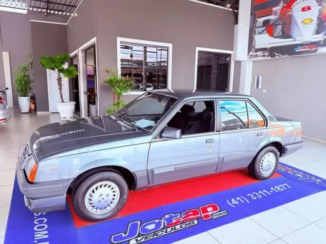Chevrolet Monza Classic SE 2.0 /mpfi E EFI 2P E 4P 1990