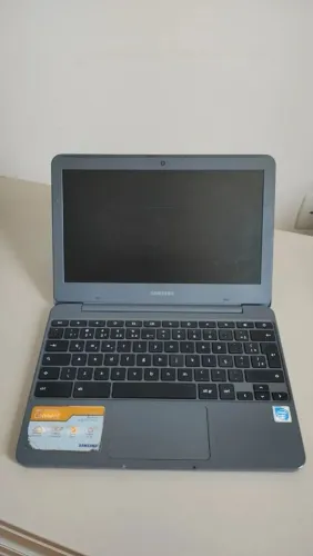 Notebook Samsung Chromebook 11.6 Grafite 2gb De Ram - 16gb + Carregador original