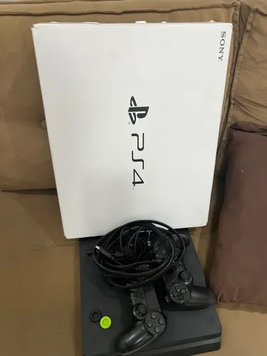 Ps4 slim 1Tb completo